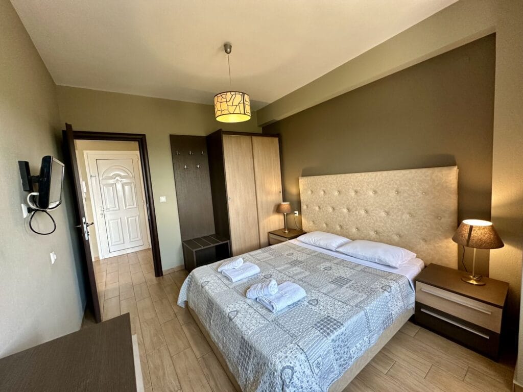 Book apartments and rooms