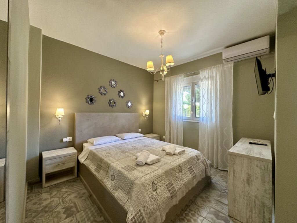 Book apartments and rooms